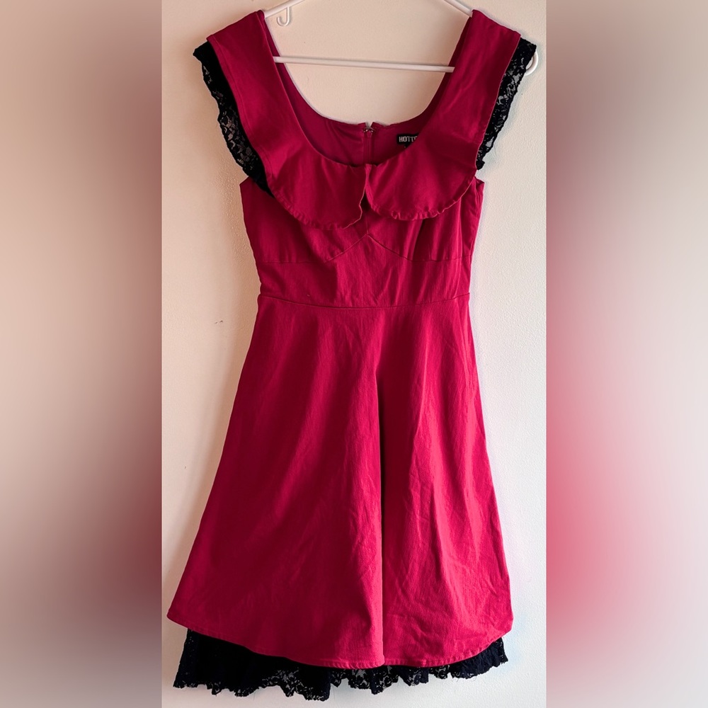 Hot Topic Red Fit & Flare Skater Dress Black Lace Trim Goth Grunge Coquette M - Picture 4 of 10